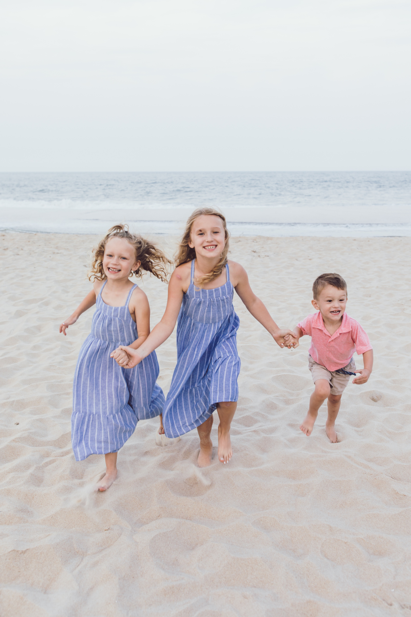 Kids playing in the sand on Dewey Beach